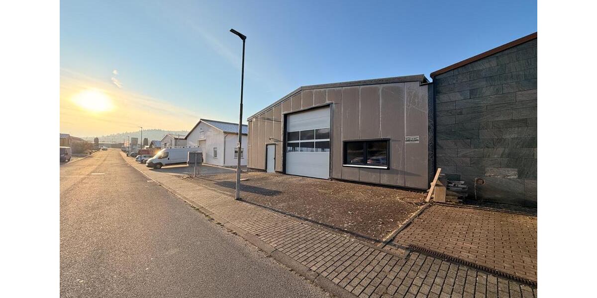 Neubauhalle mit Tor & Top-Ausstattung – flexibel nutzbar! zimmer