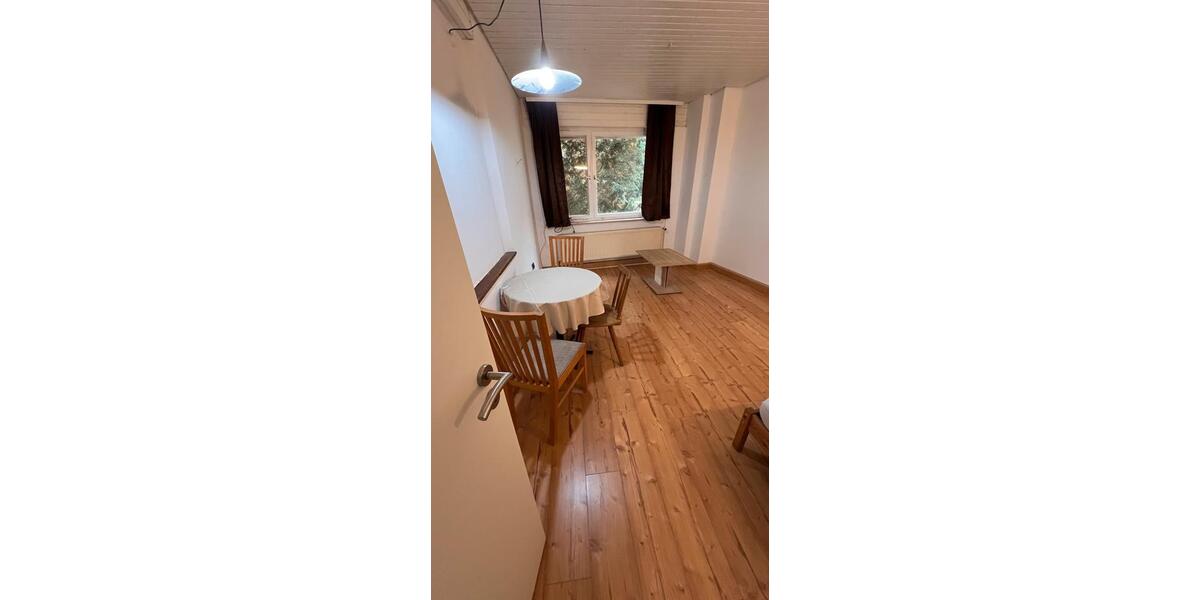 Etagenwohnung Sinsheim - 2 Zimmer, 35 m&sup2;, 500&euro; | Angebot:25395866