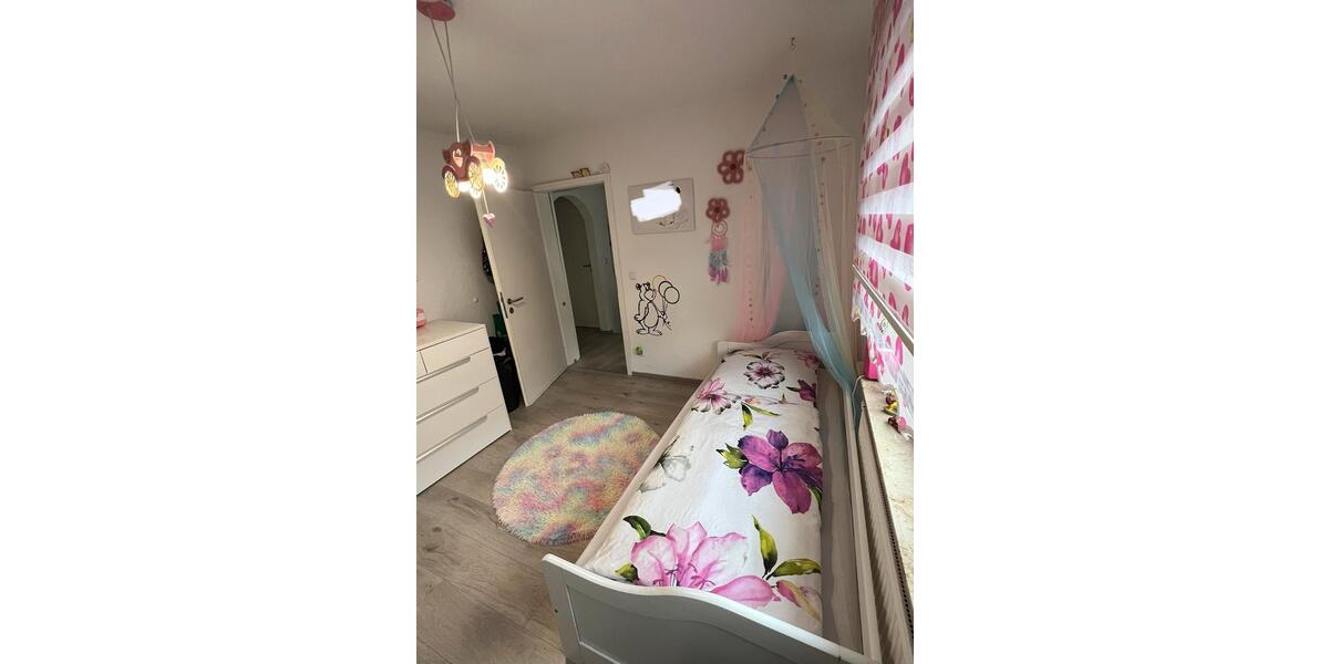 Neckarsulm-NEUBERG Reihenmittelhaus zu verkaufen 5.5 zimmer