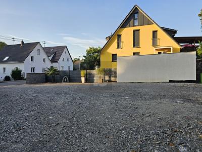 VIELSEITIGER RAUM FÜR LEBEN UND ARBEIT IN TOP-LAGE - Grundstück Steinheim an der Murr | Angebot:26378464