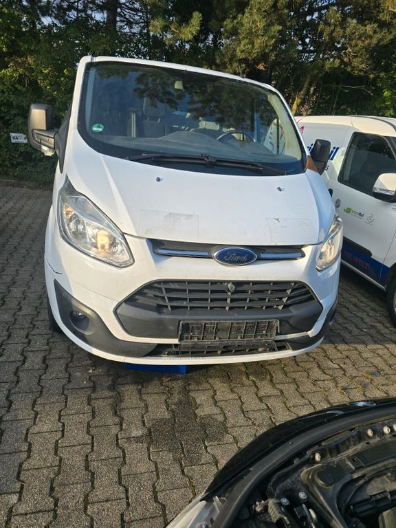 Ford Transit Custom 243.000 km 3.799 € Neudenau 74861