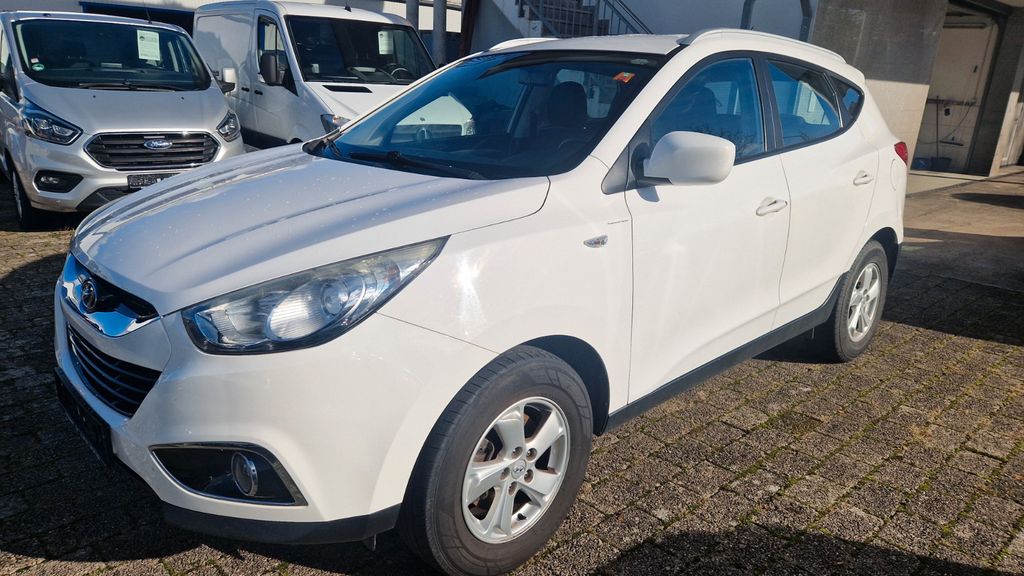 Hyundai ix35 170.000 km 5.900 € Ludwigsburg 71634