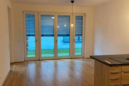 Wohnung Sinsheim - 3 Zimmer, 95 m&sup2;, 1.550&euro; | Angebot:25382972