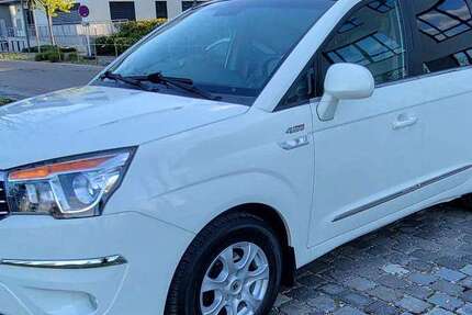 SsangYong Rodius 126.000 km 12.750 &euro; Heilbronn, Neckar 74076