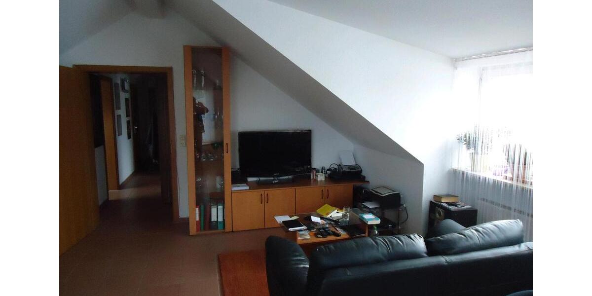 Dachgeschoßwohnung Freiberg am Neckar - 2 Zimmer, 52 m&sup2;, 230.000&euro; | Angebot:24769380