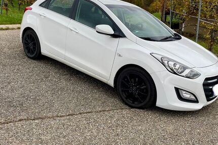 Hyundai i30 83.552 km 11.500 € Eppingen 75031