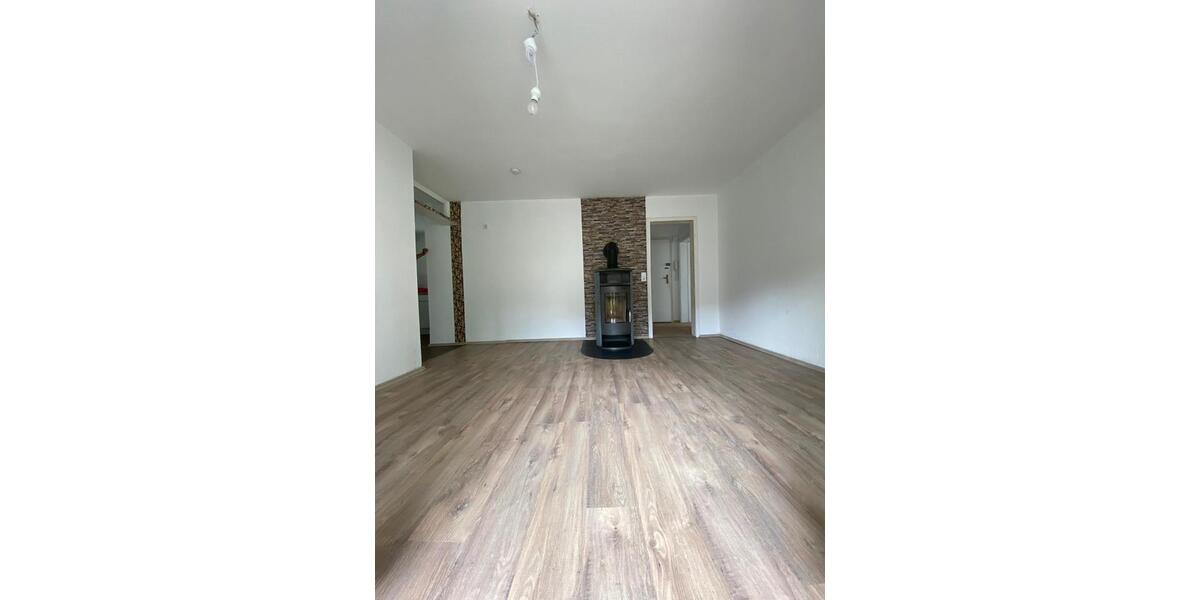 Erdgeschoßwohnung Bad Friedrichshall - 3 Zimmer, 58 m&sup2;, 870&euro; | Angebot:25392536