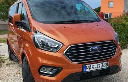 Ford Tourneo Custom Bus