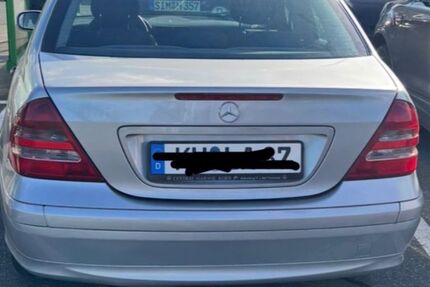 Mercedes-Benz 220 272.000 km 800 &euro; Heilbronn 74074