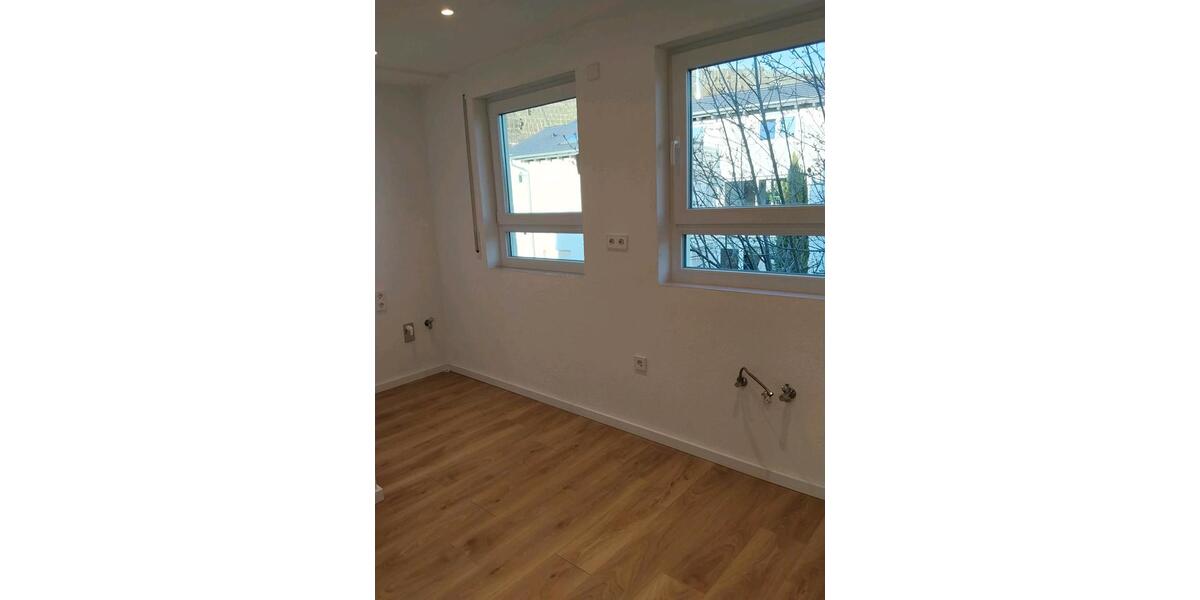Etagenwohnung Mundelsheim - 3 Zimmer, 45 m&sup2;, 700&euro; | Angebot:26325748