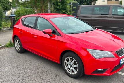 Seat Leon 107.275 km 7.299 &euro; Heilbronn 74078