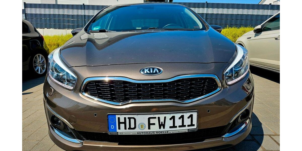 Kia ceed / Ceed 128.000 km 8.450 &euro; Neckarbischofsheim 74924