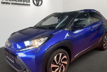 Toyota Aygo (X) 44.600 km 13.900 &euro; Ludwigsburg 71636