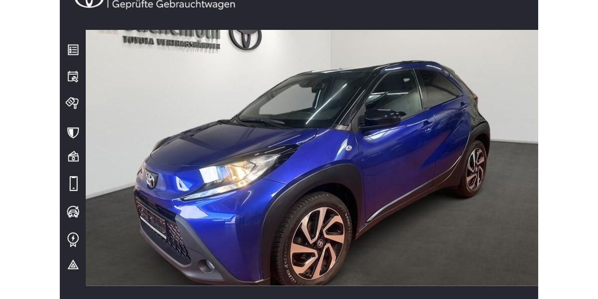 Toyota Aygo (X) 44.600 km 13.900 &euro; Ludwigsburg 71636