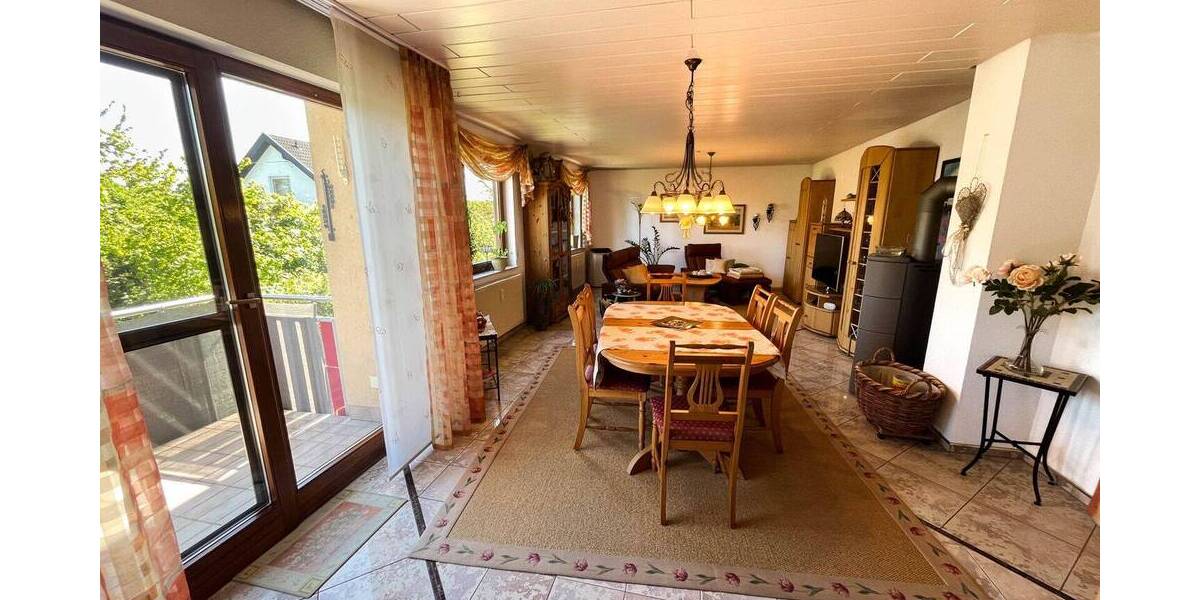 Etagenwohnung Pfedelbach-Heuberg Heuberg - 3 Zimmer, 93 m&sup2;, 290.000&euro; | Angebot:26570337