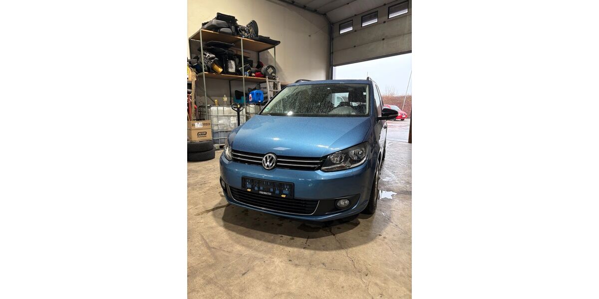 VW Touran 208.826 km 9.500 &euro; Brackenheim 74336