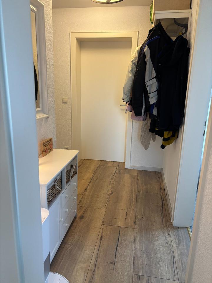 Familienfreundliche 5-Zimmer-Wohnung mit Balkon, Garten, Garage &
