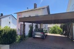 Platz für Ihre Wohnträume! Vielseitiges Haus mit großem Grundstück!