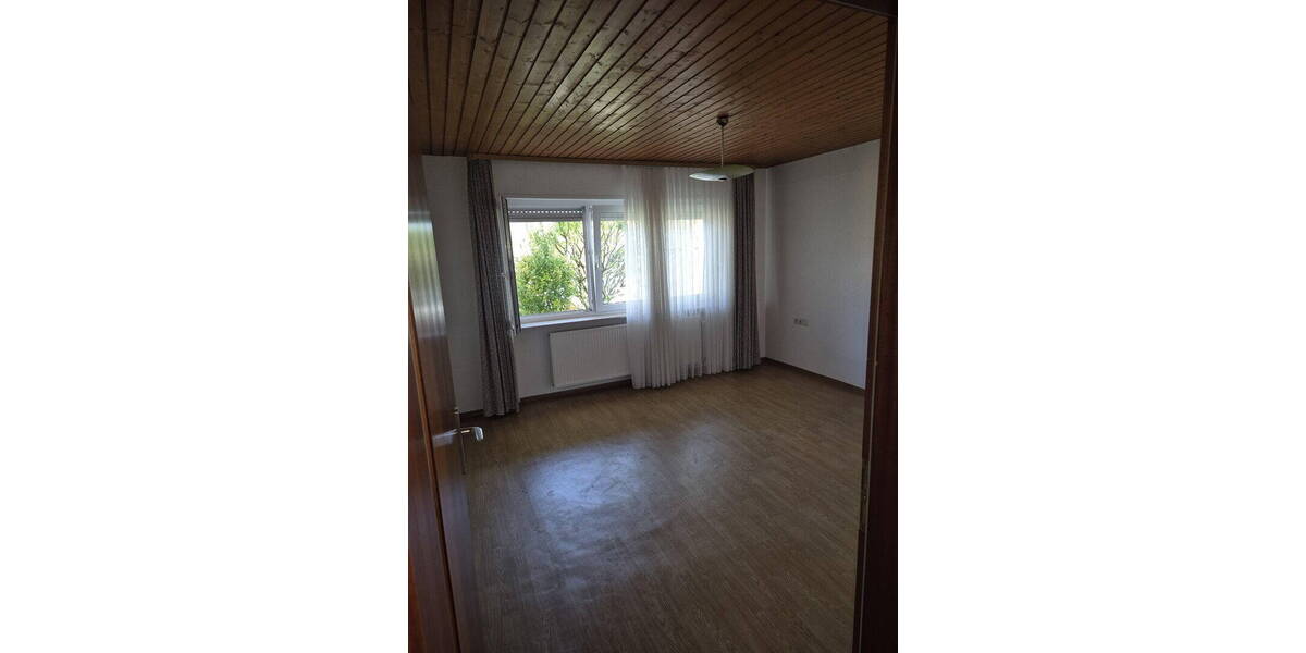Einfamilienhaus Sinsheim / Steinsfurt Steinsfurt - 8 Zimmer, 185 m&sup2;, 499.999&euro; | Angebot:26684191