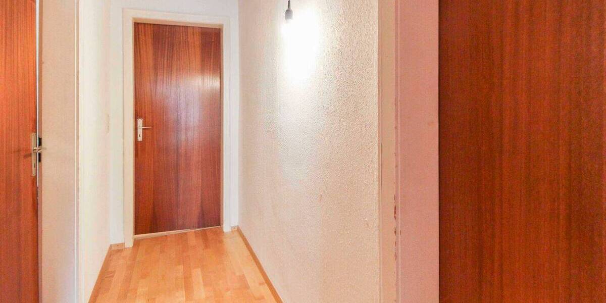 Doppelhaushälfte Erligheim - 9 Zimmer, 151 m&sup2;, 375.000&euro; | Angebot:26344706