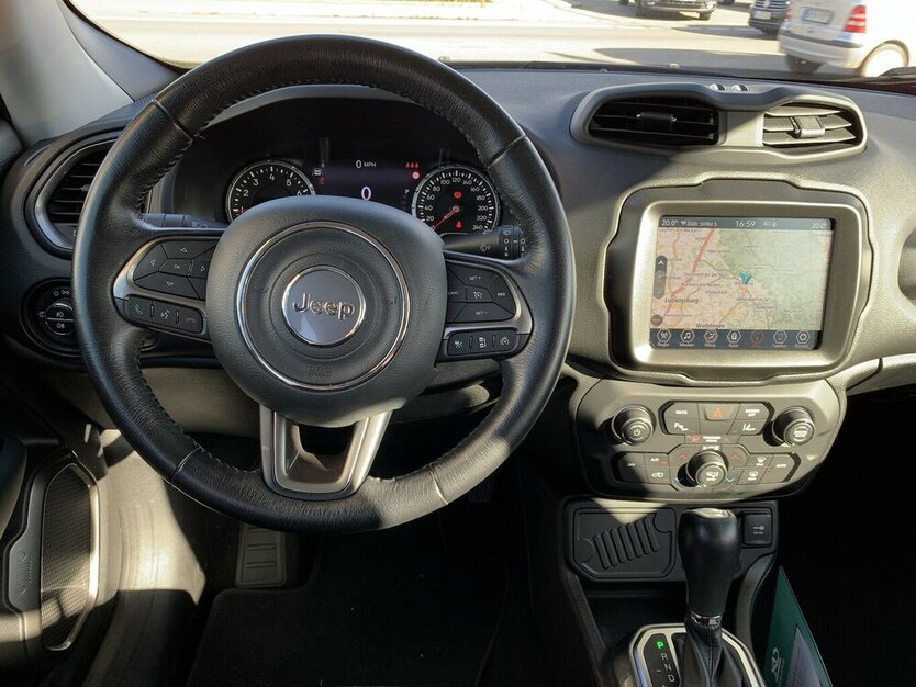 Jeep Renegade 1.3 Limited Automatik NAVI 42.100 km 18.900 € Backnang, 71522