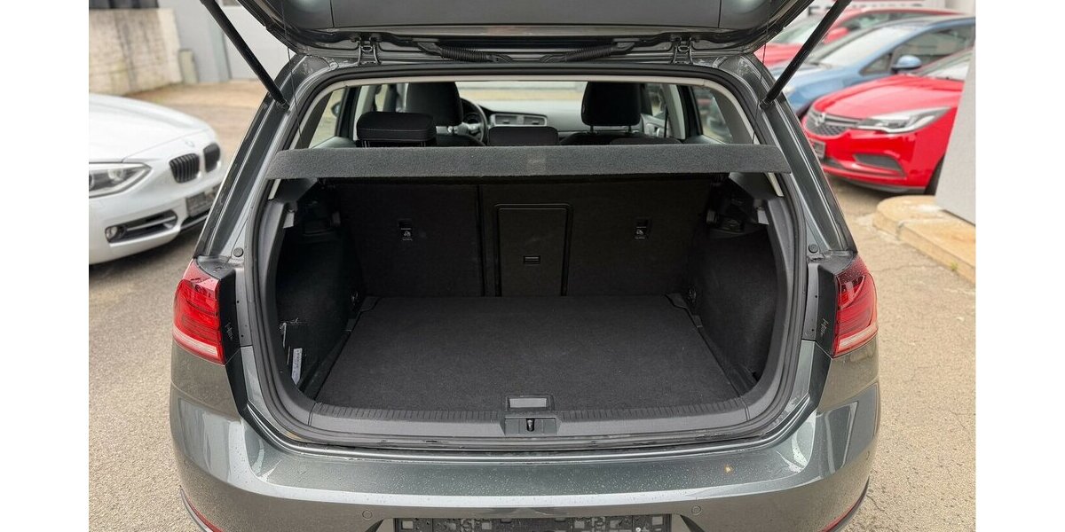 VW Golf VII Lim. 1.5 TSI DSG Navi Kamera 116.000 km 14.990 &euro; Neckarsulm 74172