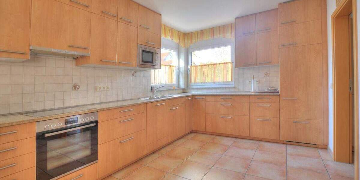 Einfamilienhaus Heilbronn / Kirchhausen Kirchhausen - 7 Zimmer, 333 m&sup2;, 1.380.000&euro; | Angebot:25731894