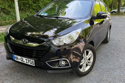 Hyundai ix35 143.000 km 8.900 &euro; Heilbronn 74074