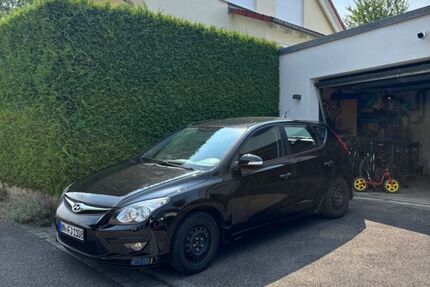 Hyundai i30 159.000 km 2.400 &euro; Obersulm 74182