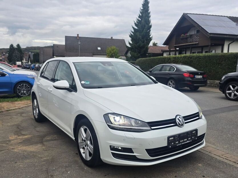 VW Golf 120.000 km 11.499 € Gundelsheim 74831