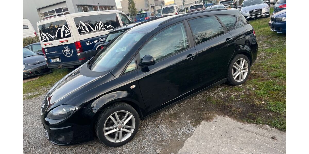 Seat Altea 171.000 km 4.690 € Ludwigsburg 71642
