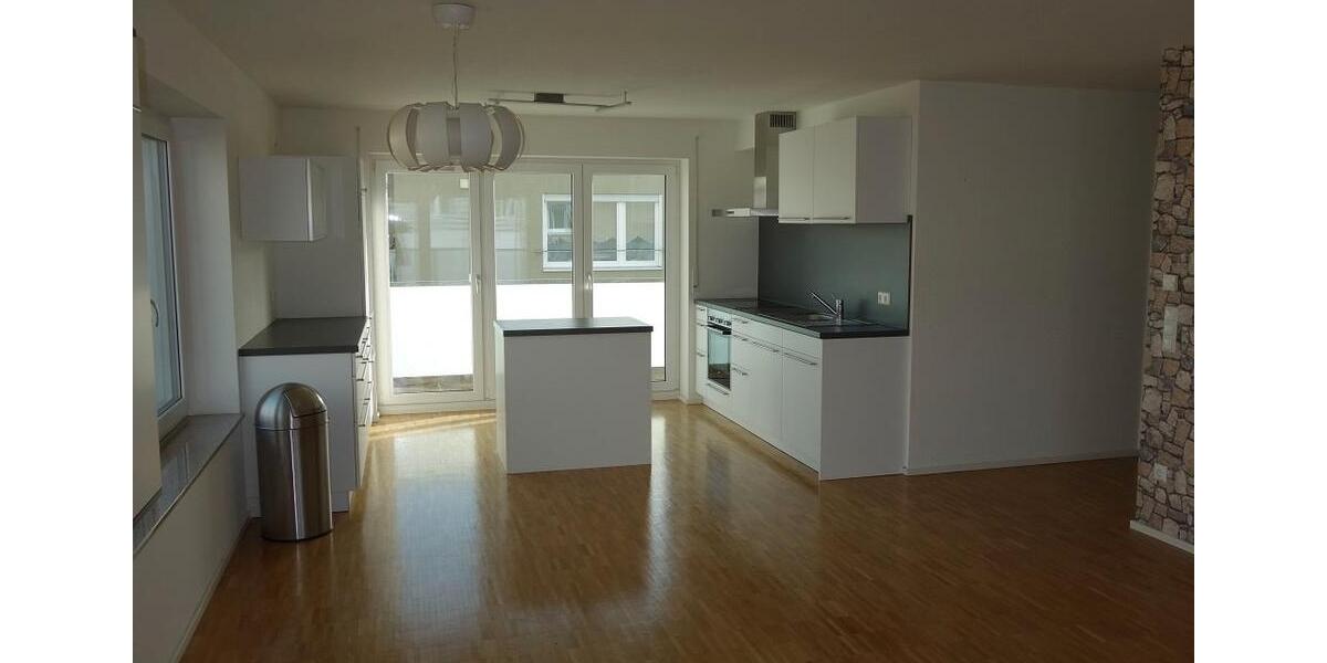 Einfamilienhaus Heilbronn Horkheim - 3 Zimmer, 89 m&sup2;, 1.300&euro; | Angebot:26097341