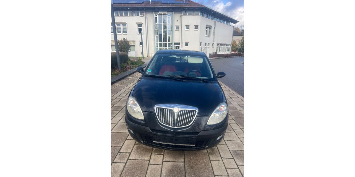 Lancia Ypsilon 127.000 km 1.500 &euro; Massenbachhausen 74252