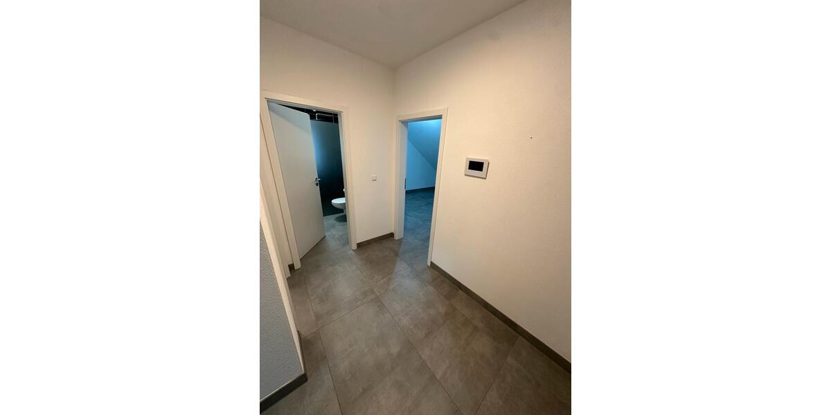 Dachgeschoßwohnung Heilbronn Frankenbach - 3 Zimmer, 70 m&sup2;, 1.050&euro; | Angebot:25047387