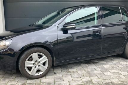 VW Golf 138.000 km 4.750 € Bad Rappenau 74906