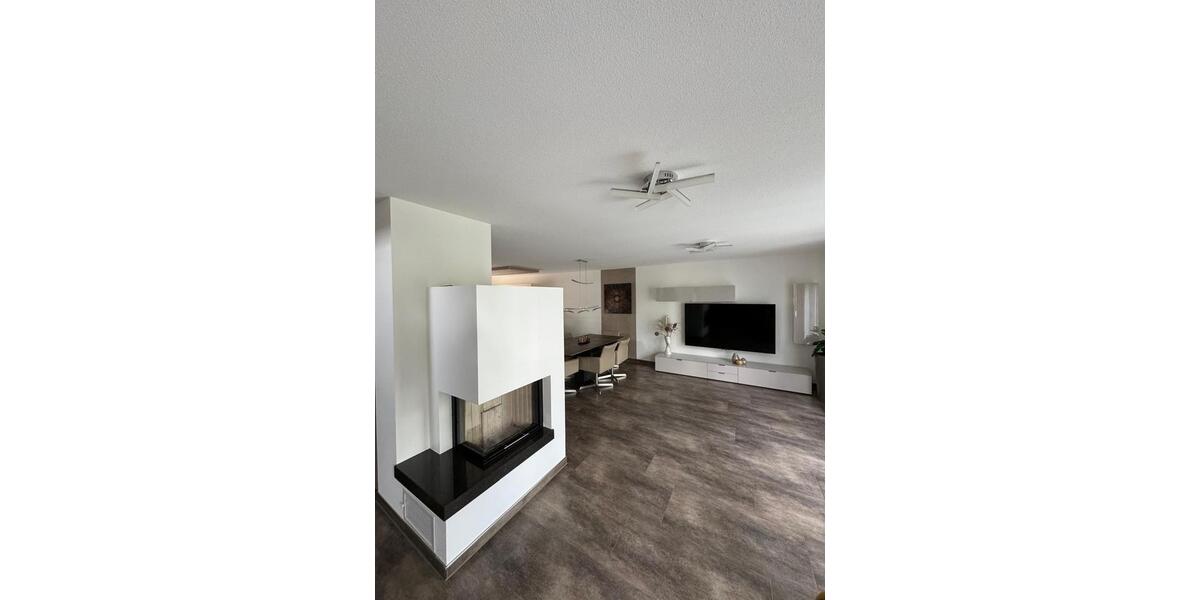 Doppelhaushälfte Brackenheim - 4.5 Zimmer, 145 m&sup2;, 740.000&euro; | Angebot:26074032