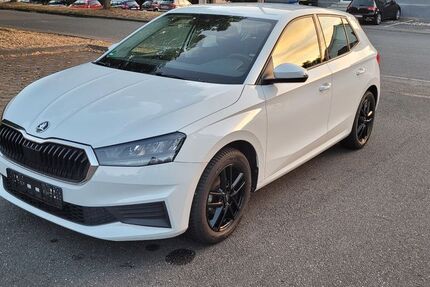Skoda Fabia 26.520 km 13.400 &euro; Bad Friedrichshall 74177