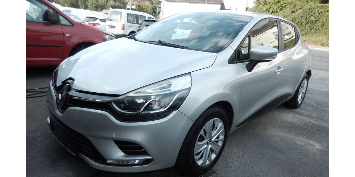 Renault Clio 47.051 km 9.499 &euro; Mosbach/Neckarelz 74821