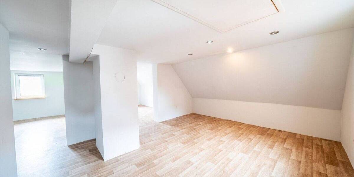 Einfamilienhaus Mosbach Lohrbach - 5 Zimmer, 140 m&sup2;, 335.000&euro; | Angebot:26851611