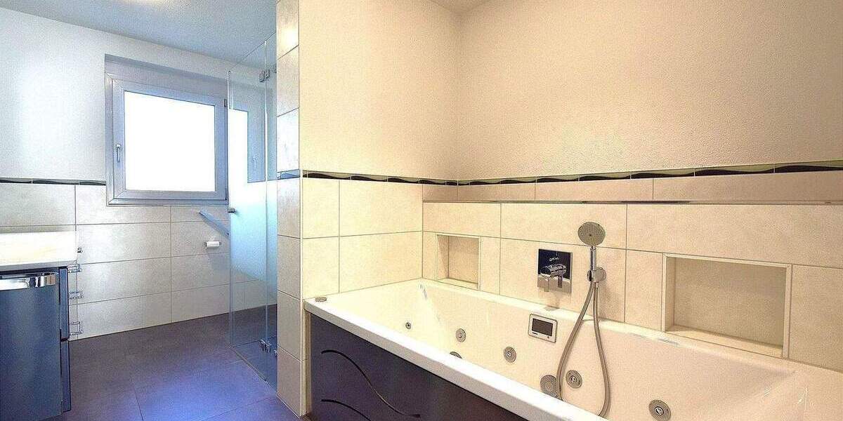Etagenwohnung Heilbronn Kernstadt - 4 Zimmer, 133 m&sup2;, 650.000&euro; | Angebot:26344031