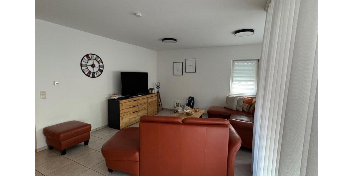 KAPITALANLAGE-provisionsfrei-sofortige Mieteinnahme-4,5 Zi Whg. 4.5 zimmer