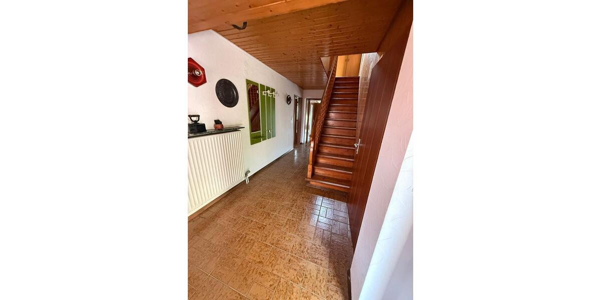 Freistehendes Einfamilienhaus Eckgrundstück 5 zimmer