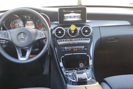 Mercedes 220