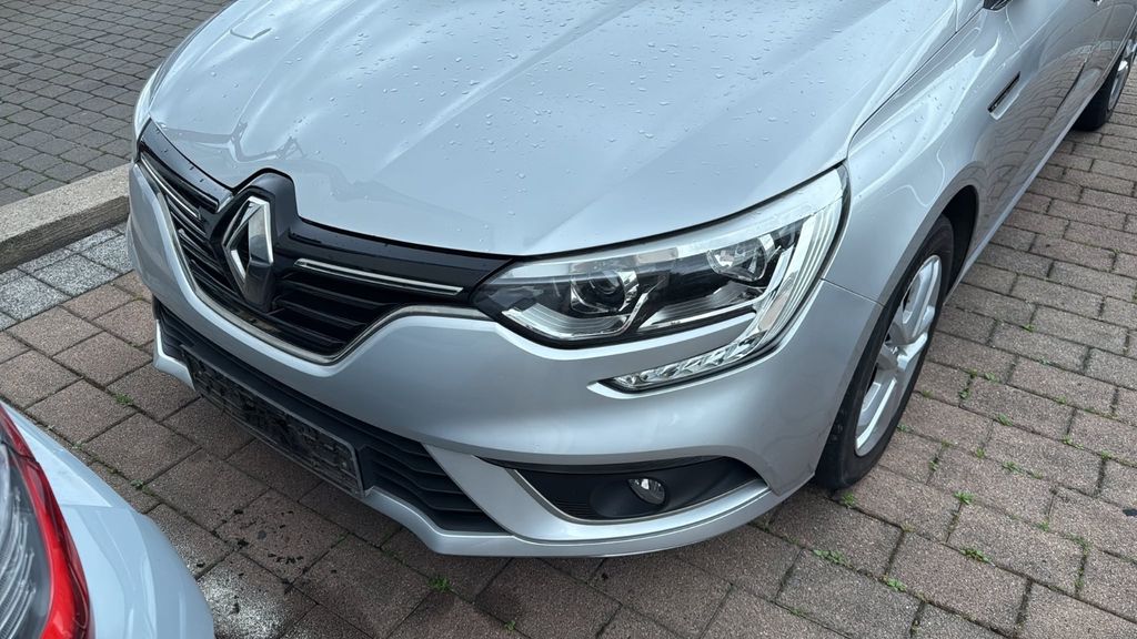 Renault Megane 67.000 km 8.200 &euro; Oedheim 74229