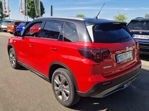 Suzuki Vitara 1.4 Boosterjet Hybrid Allgrip AT Comfort 2.410 km 27.990 &euro; Obrigheim-Asbach 74847