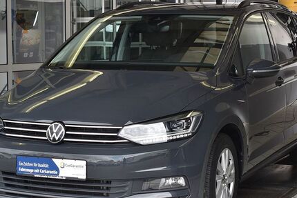 VW Touran 102.554 km 24.377 &euro; Bad Friedrichshall 74177