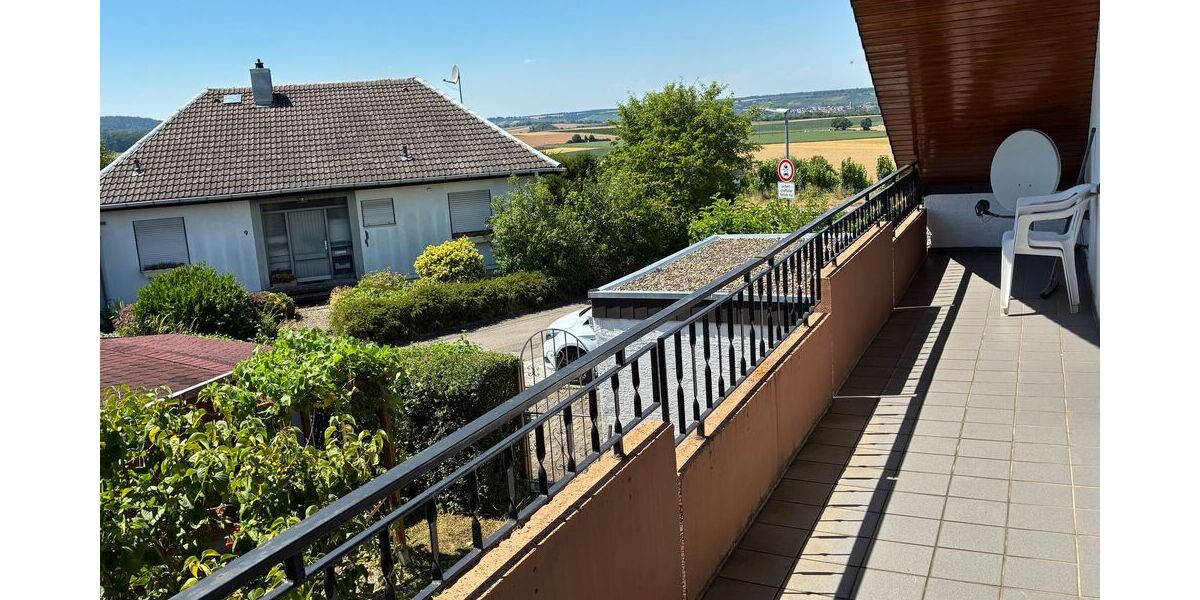 Gepflegte Doppelhaushälfte mit großem Garten in Top-Wohnlage - Einfamilienhaus Cleebronn | Angebot:27294861
