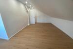 Dachgeschoßwohnung Heilbronn Horkheim - 3 Zimmer, 100 m&sup2;, 1.300&euro; | Angebot:26547367