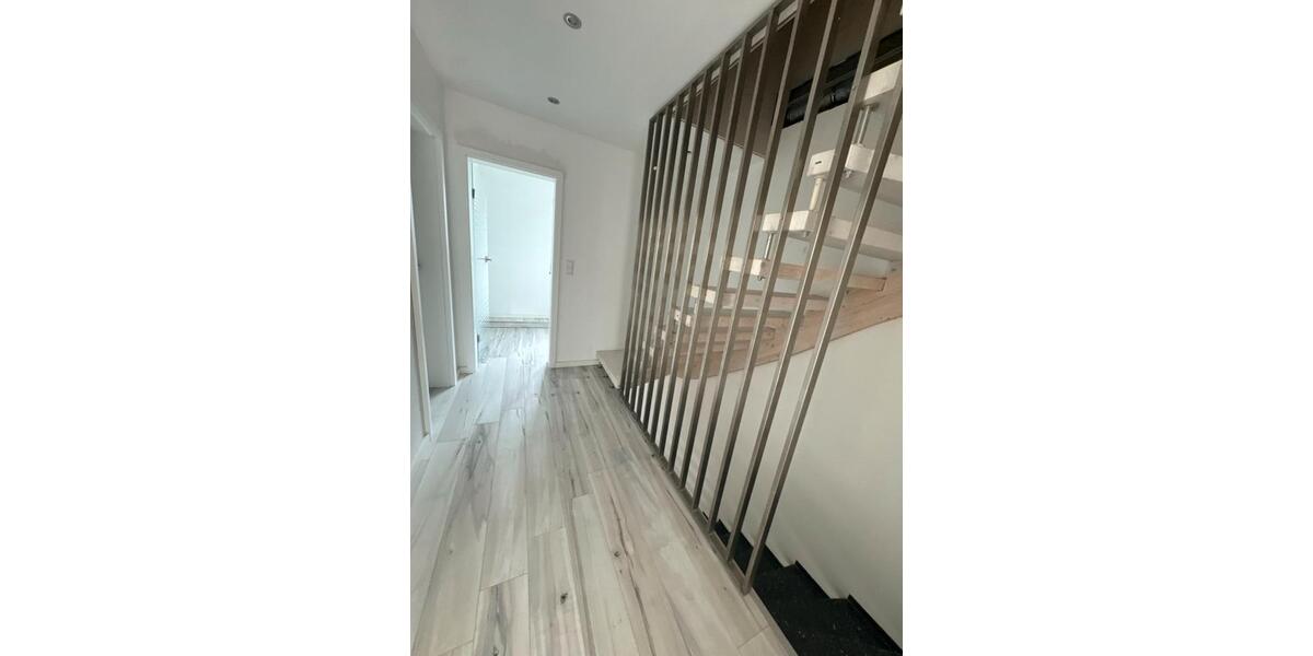 Reihenhaus Heilbronn Böckingen - 5 Zimmer, 130 m&sup2;, 600.000&euro; | Angebot:26227025