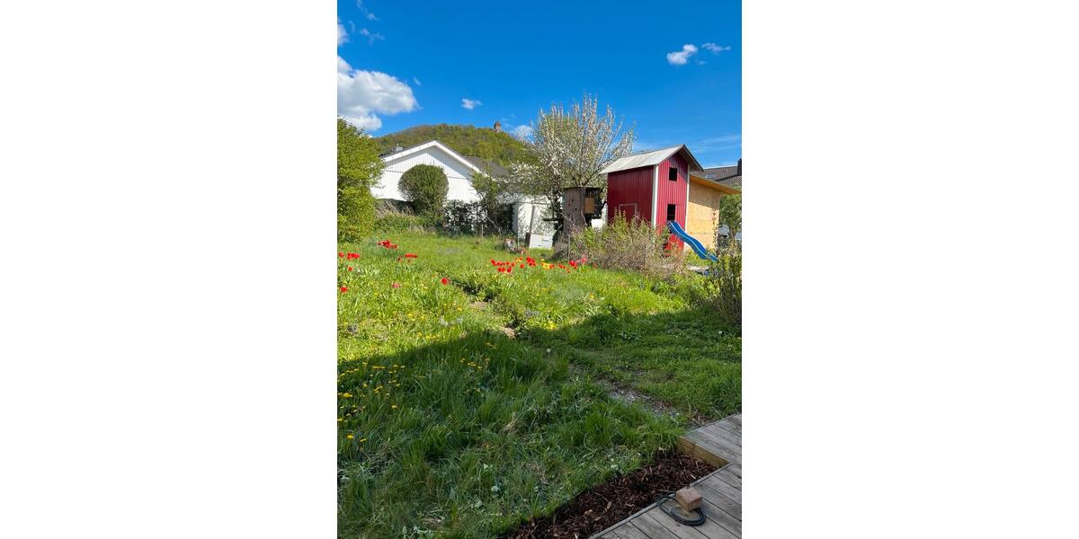 Doppelhaushälfte Oberstenfeld - 8 Zimmer, 170 m&sup2;, 1.700&euro; | Angebot:26495713